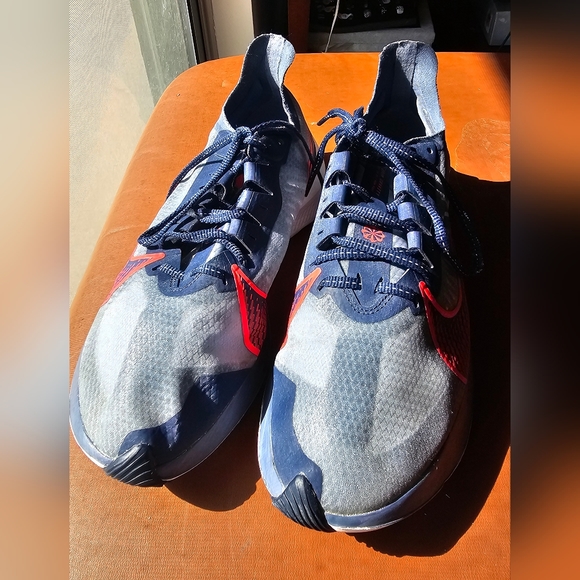 Nike Zoom Gravity Mens size 9.5 Running Trainers Sneakers Shoes - Picture 2 of 15